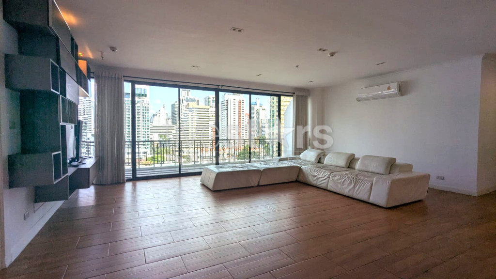 Appartement 3 chambres moderne quartier Phromphong