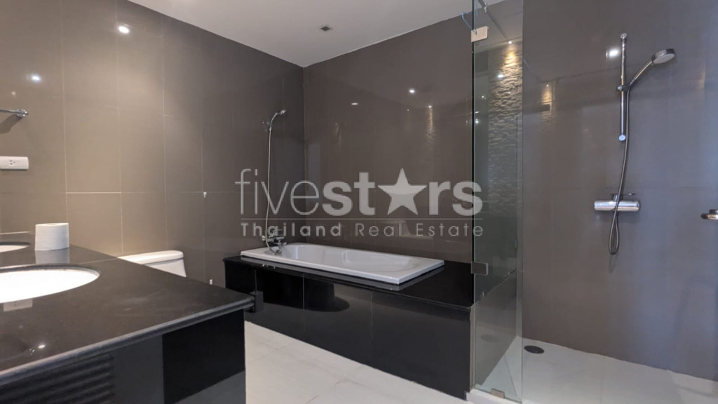 Appartement 3 chambres moderne quartier Phromphong, photo 14