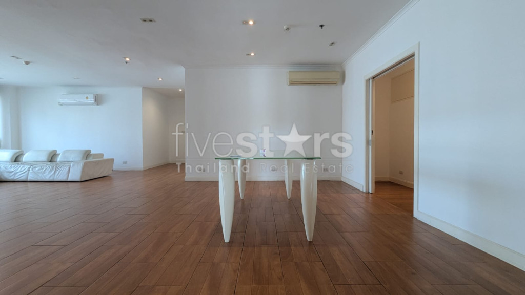 Appartement 3 chambres moderne quartier Phromphong, photo 5