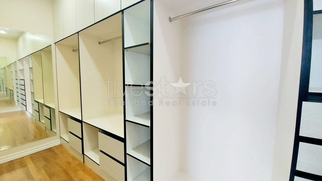 Grand appartement familial de 3 chambres à louer à Thonglor, photo 10