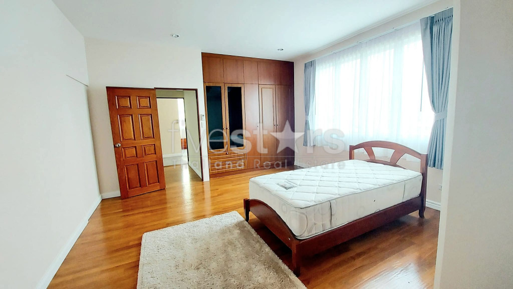 Grand appartement familial de 3 chambres à louer à Thonglor, photo 8