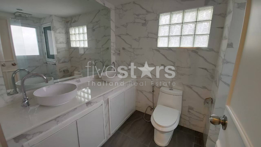 Appartement familial de 3 chambres à louer au coeur de Thonglor, photo 13