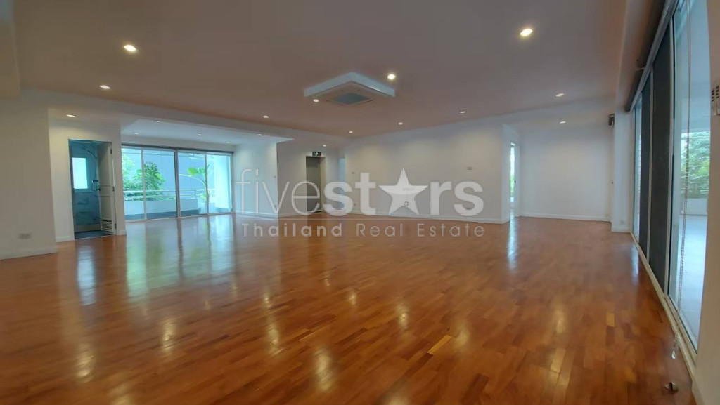 Appartement familial de 3 chambres à louer au coeur de Thonglor, photo 2