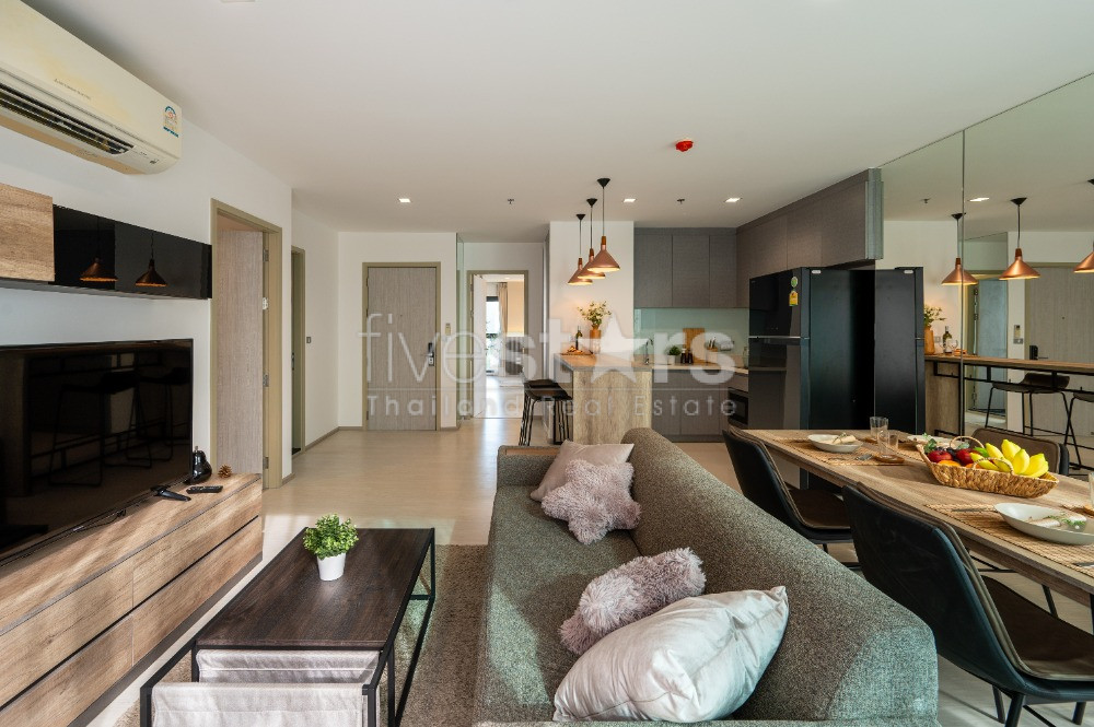 Appartement de 2 chambres à vendre près du BTS Thonglor, entièrement rénové, photo 4