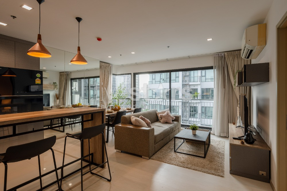 Appartement de 2 chambres à vendre près du BTS Thonglor, entièrement rénové, photo 6