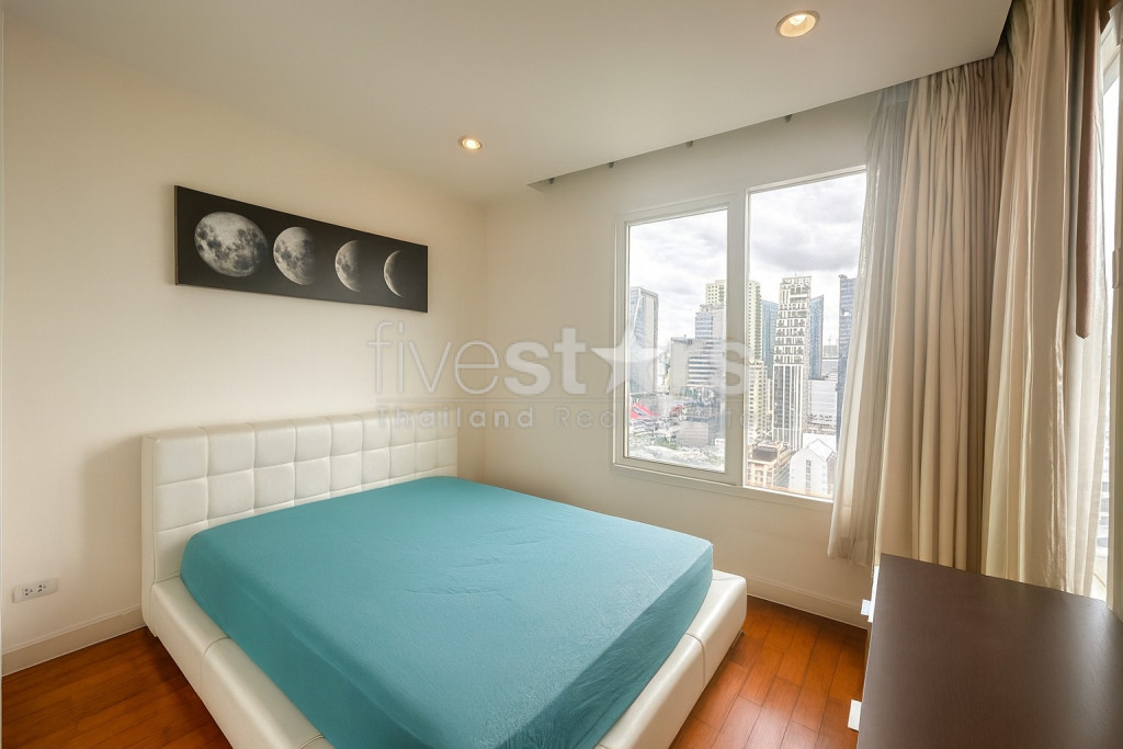 Appartement de 2 chambres spacieux à vendre quartier Phromphong, photo 11