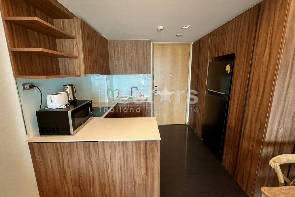 Appartement 2 chambres moderne à vendre quartier Phromphong, photo 8