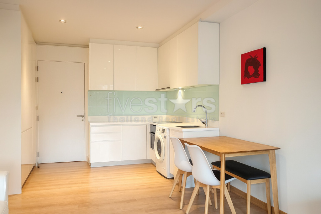 Appartement 2 chambres moderne proche BTS Phromphong, photo 4