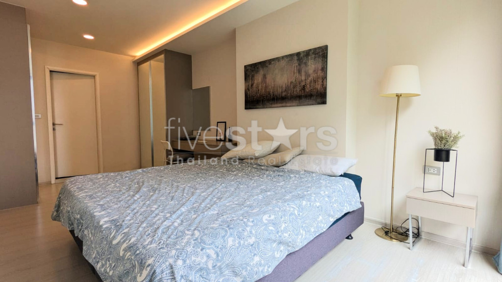 Appartement 2 chambres moderne à vendre proche BTS Thonglor, photo 6