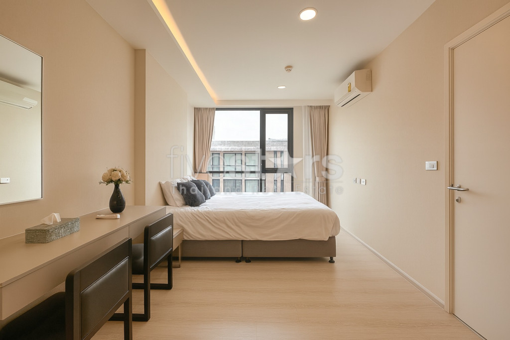 Appartement de 2 chambres moderne à vendre proche BTS Thonglor, photo 8