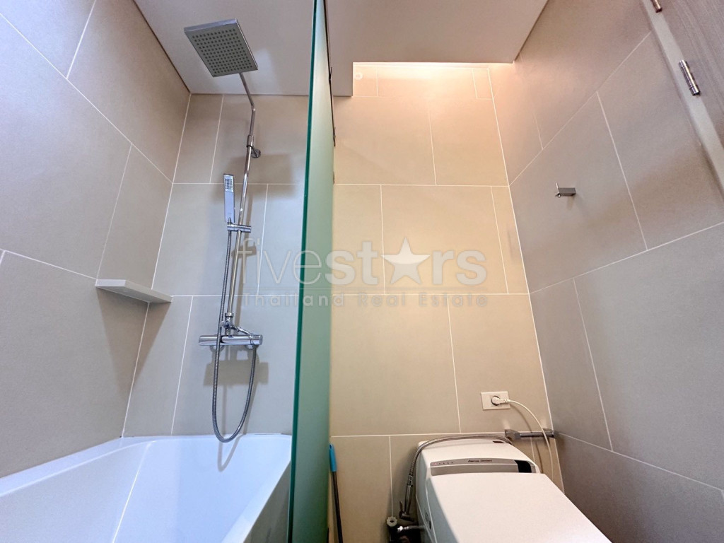 Appartement de 2 chambres à louer sur Sukhuvmit 24, photo 13