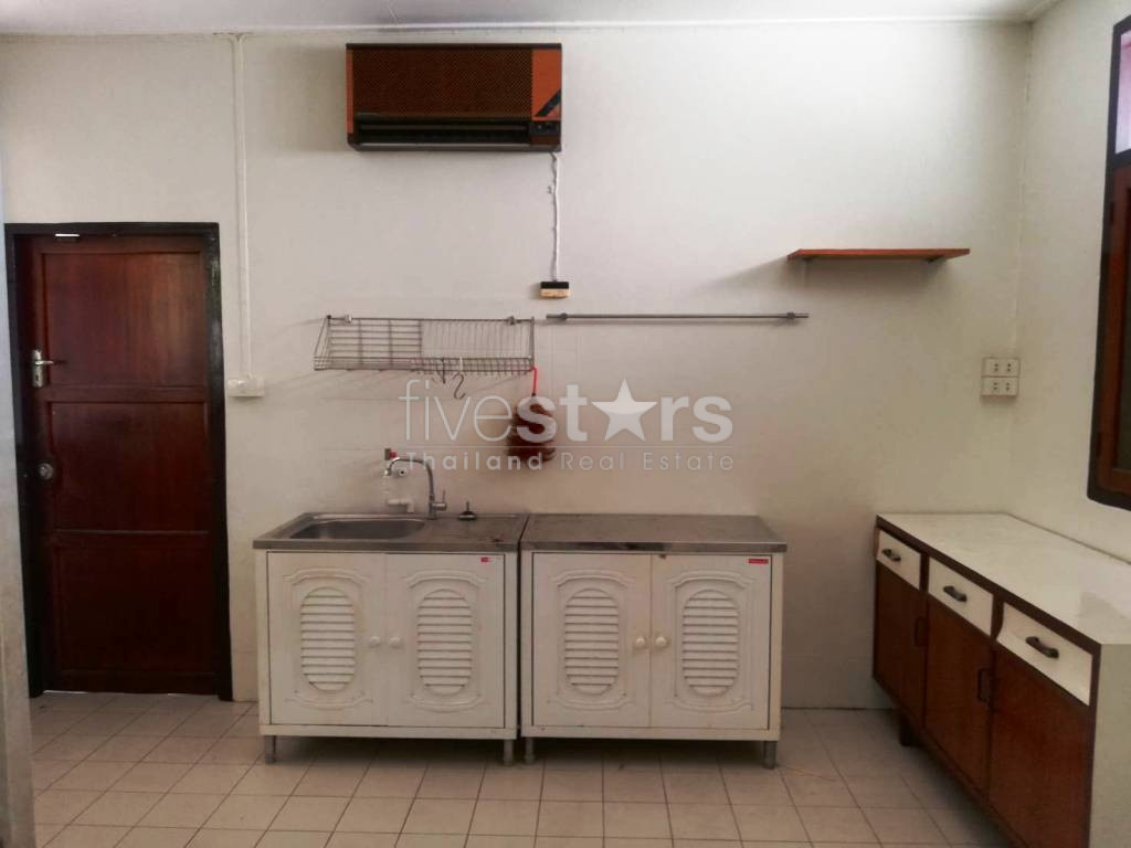 home office for rent in Phrom Phong area, photo 11
