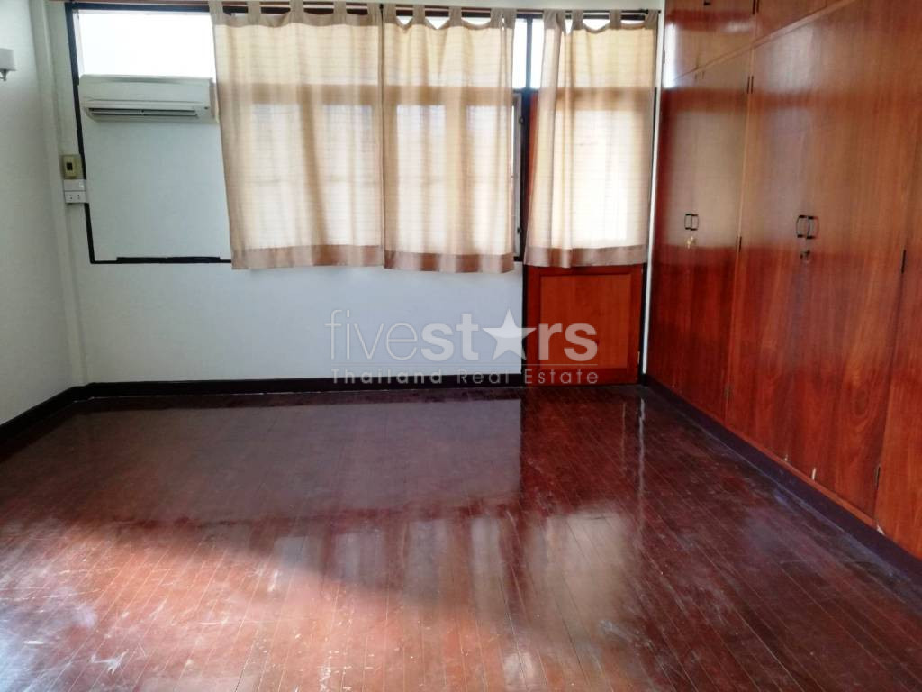 home office for rent in Phrom Phong area, photo 13