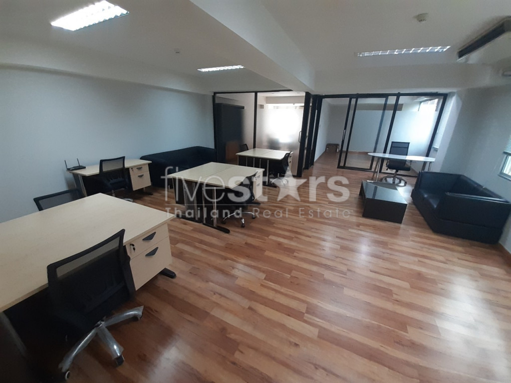 Office space for rent in Thonglor area, photo 2