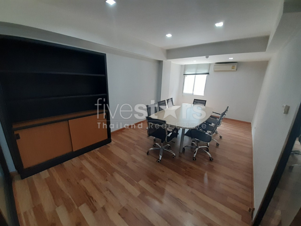 Office space for rent in Thonglor area, photo 7
