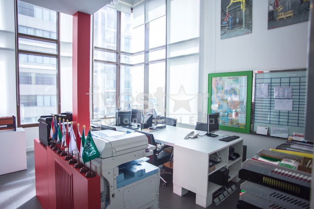 Office space duplex for sale on Phrom Phong