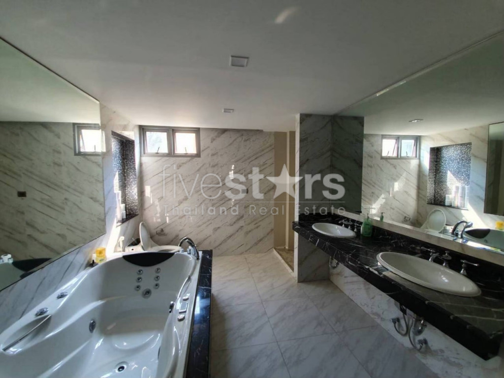 Office space for rent in Thonglor area, photo 9