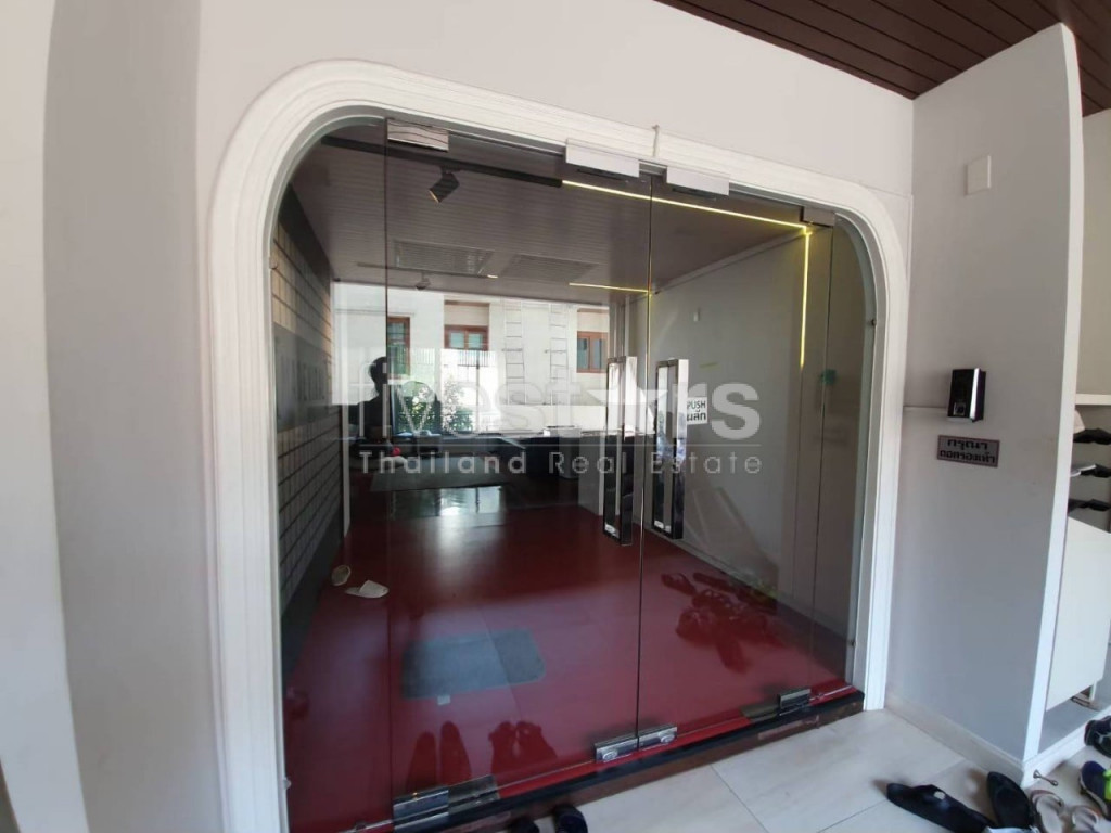 Office space for rent in Thonglor area, photo 4