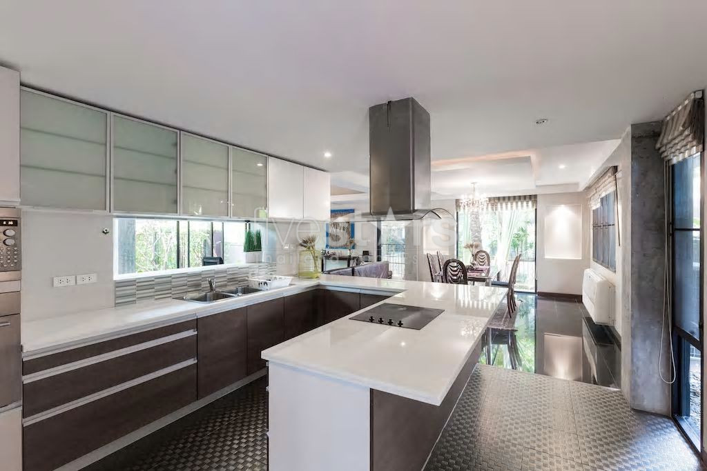 Maison de 3 chambres avec piscine privée à proximité de la station BTS Thonglor, photo 12