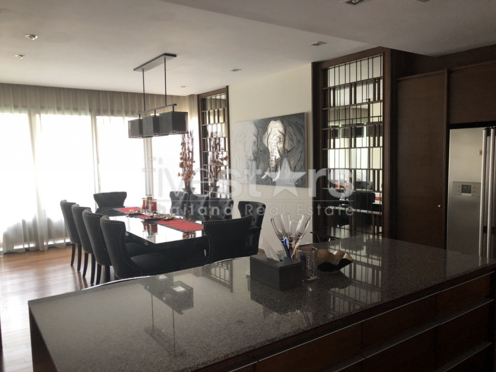 Belle maison de 5 chambres à louer près du BTS Thonglor, photo 2
