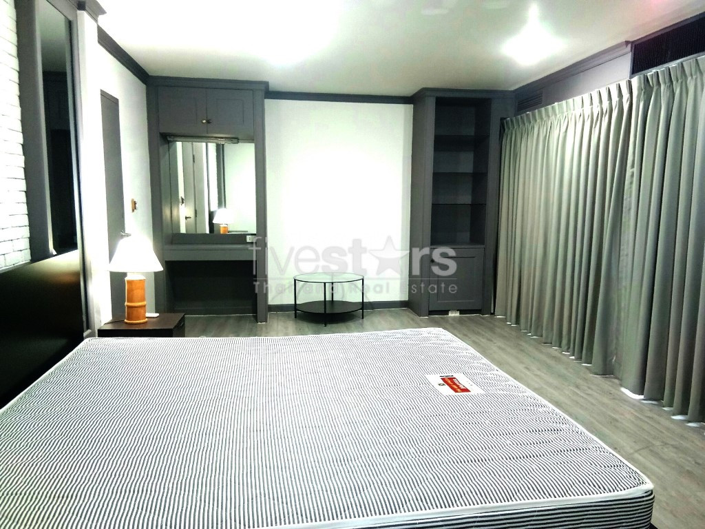 5 bedroom townhouse for rent on Thonglor, photo 5