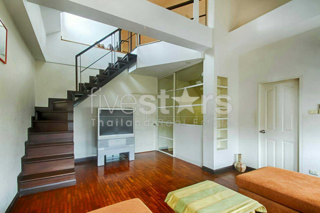 Townhouse in compound 3 bedrooms for rent near BTS Thonglor, photo 8