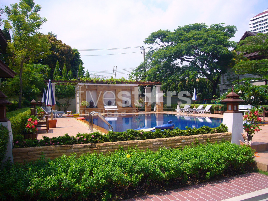 House in compound 4 bedrooms for rent near BTS Thonglor, photo 9