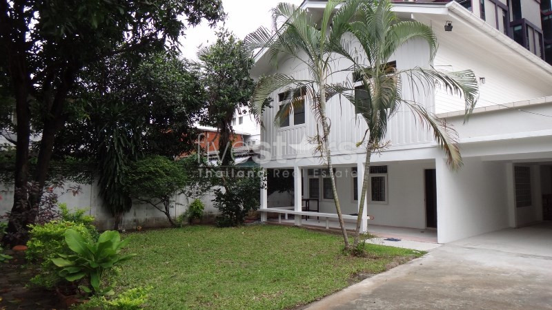 Maison individuelle de 3 chambres acceptant les animaux à louer à Bangkok, photo 2