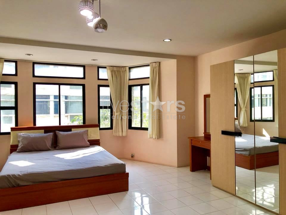 Maison de ville de 3 chambres à louer à Sukhumvit 31, photo 7