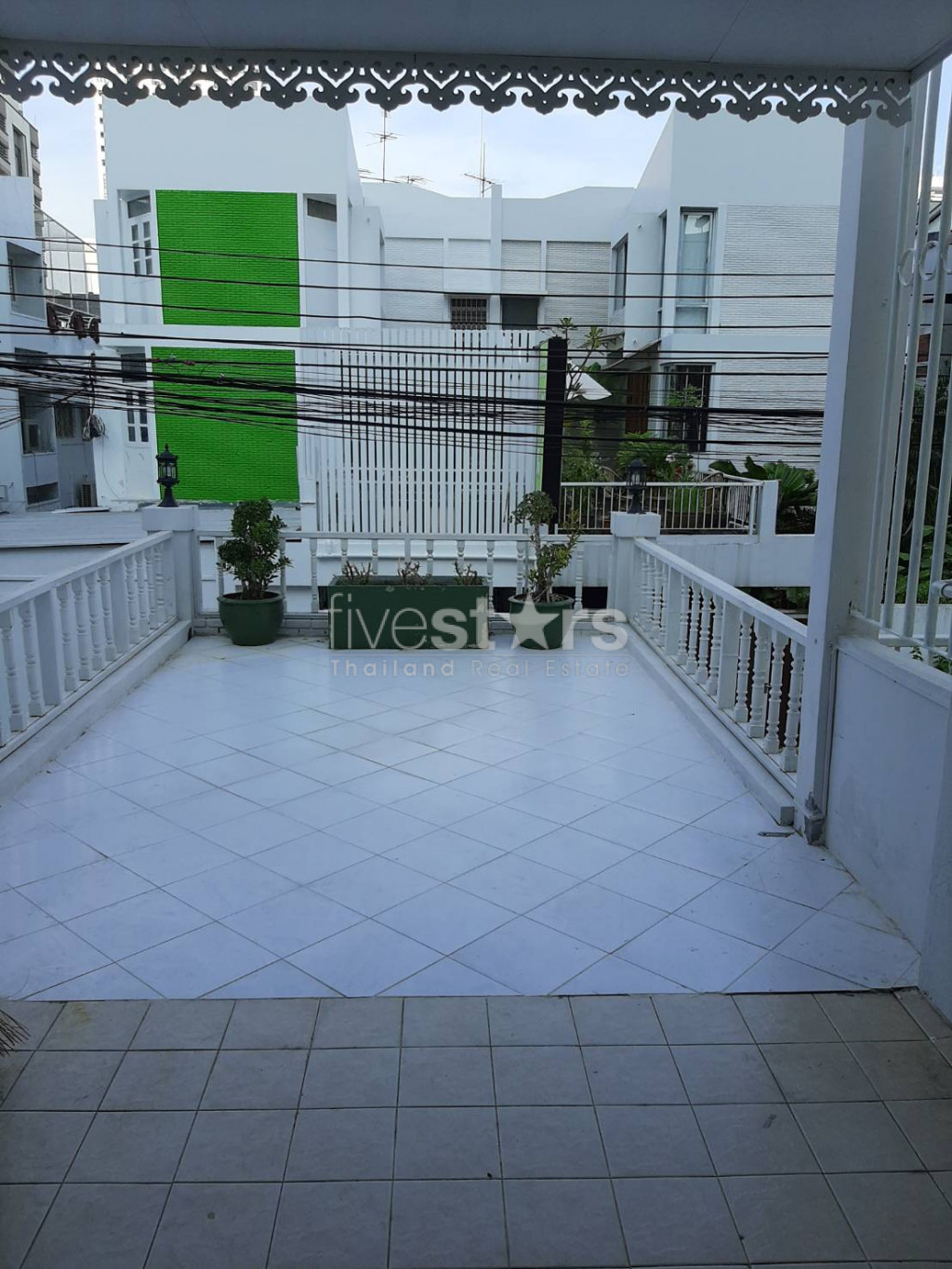 4 bedroom townhome for rent on Thong Lor, photo 13