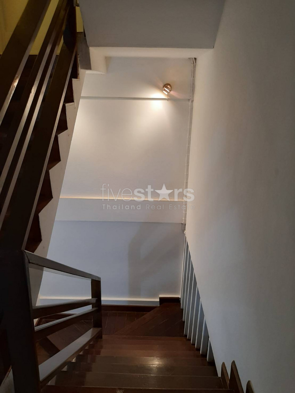 4 bedroom townhome for rent on Thong Lor, photo 7