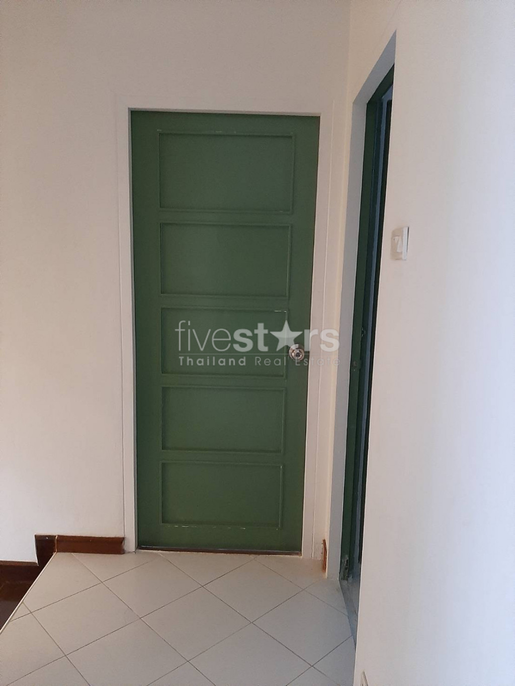 4 bedroom townhome for rent on Thong Lor, photo 8