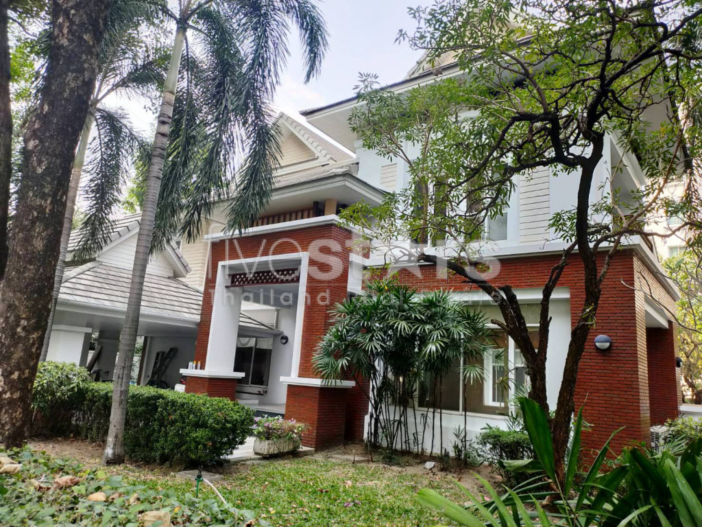 villa 4 chambres avec piscine privée quartier Thonglor