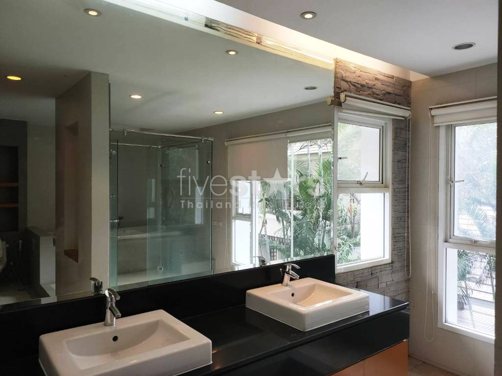 villa 4 chambres avec piscine privée quartier Thonglor, photo 14