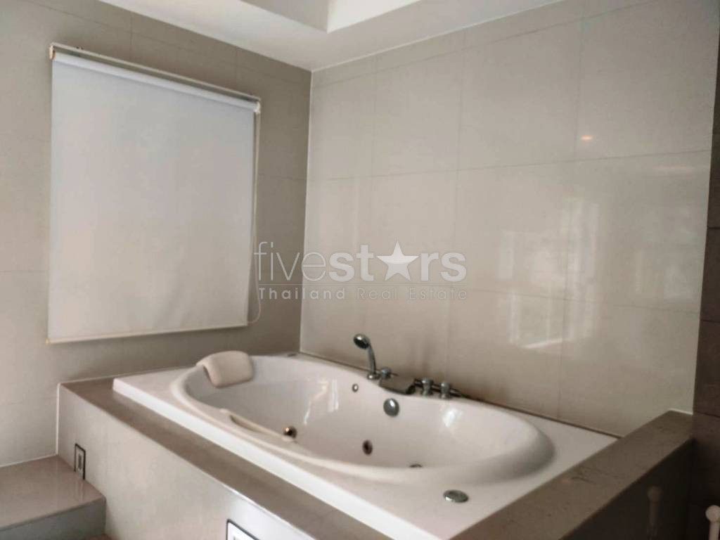 villa 4 chambres avec piscine privée quartier Thonglor, photo 15