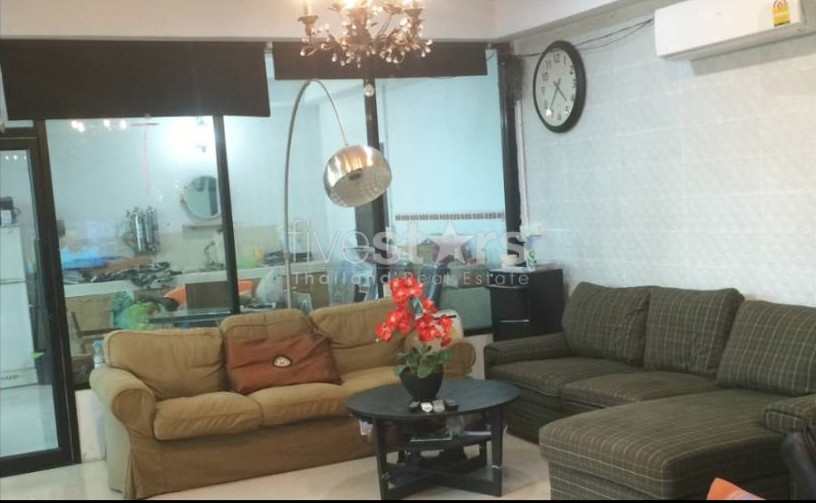 Bureau à domicile non meublé à louer dans le quartier de Thonglor, photo 5