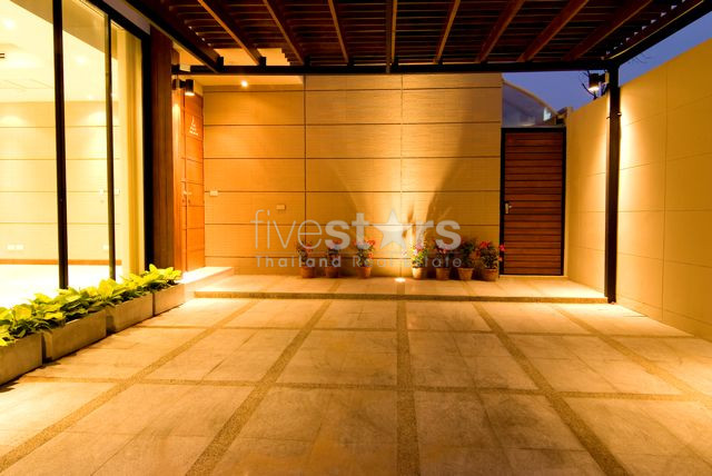 4 bedroom single house with private pool close to the BTS Thonglor station, photo 7