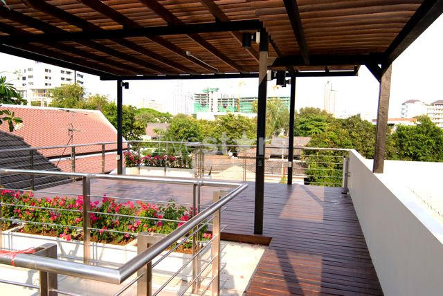 4 bedroom single house with private pool close to the BTS Thonglor station, photo 16
