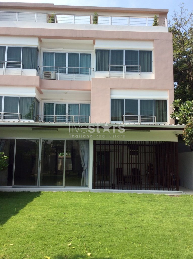 Maison de 4 chambres à Phrom Phong