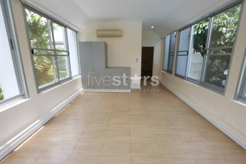 Villa moderne à louer avec piscine privée, photo 4