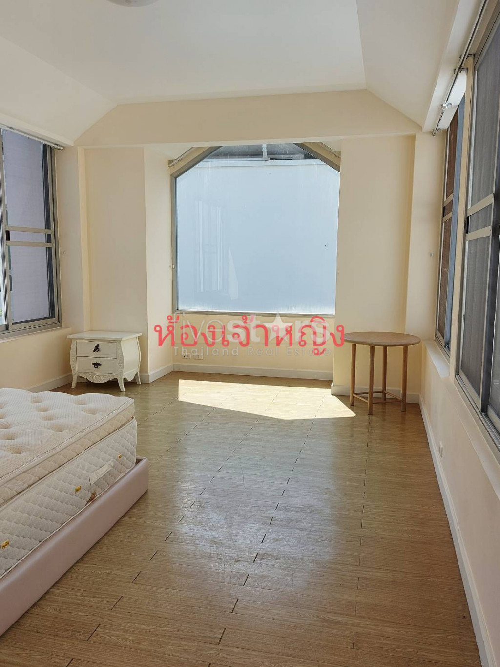 Villa moderne à louer avec piscine privée, photo 7