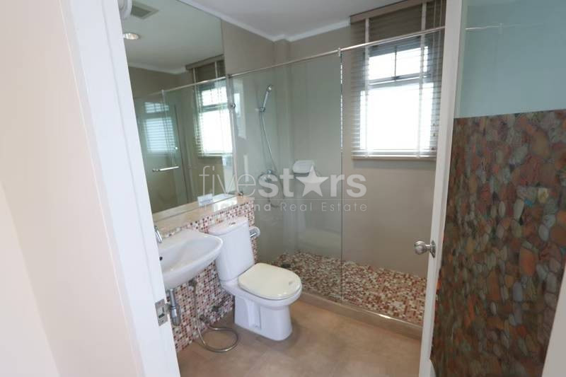 Villa moderne à louer avec piscine privée, photo 13