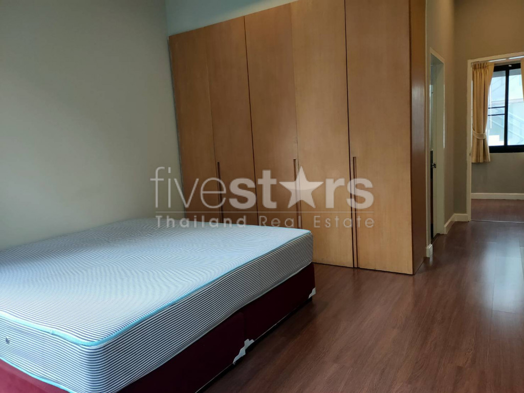 House in compound near BTS Thonglor, photo 11
