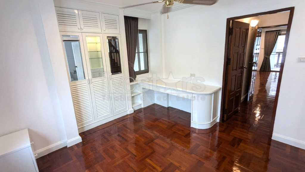 Detached house in a quiet neighborhood of Sukhumvit, near Thonglor, photo 14
