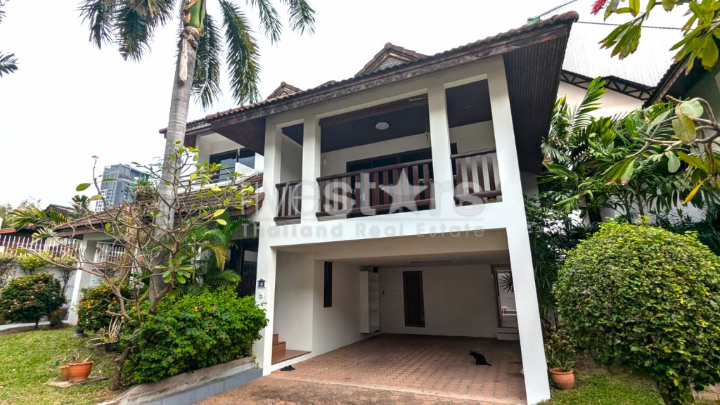 Detached house in a quiet neighborhood of Sukhumvit, near Thonglor
