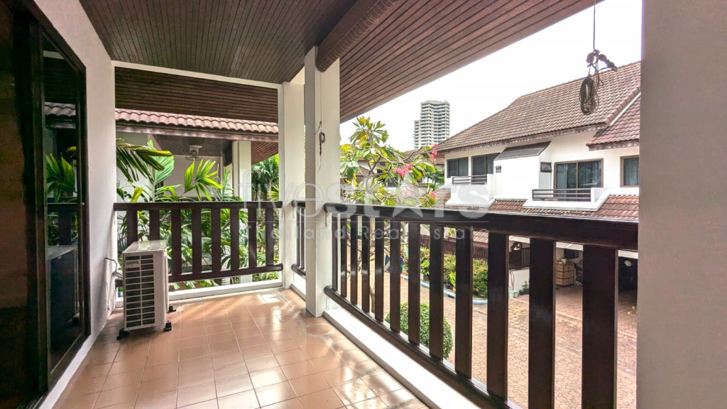 Detached house in a quiet neighborhood of Sukhumvit, near Thonglor, photo 10