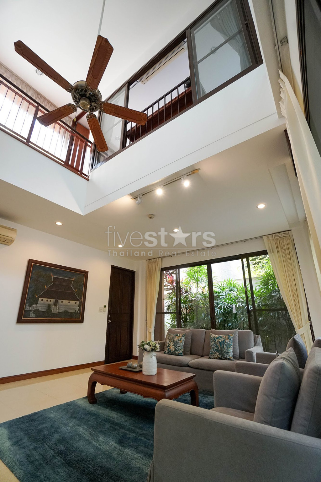 3 bedrooms Villa for rent in Phrompong area close to BTS, photo 3