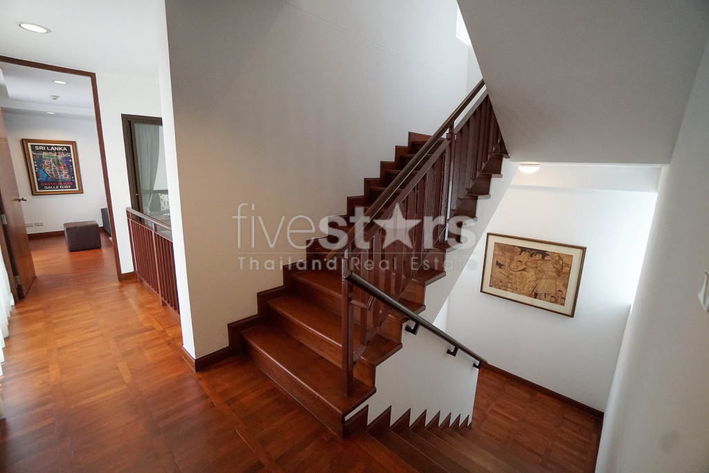 3 bedrooms Villa for rent in Phrompong area close to BTS, photo 14