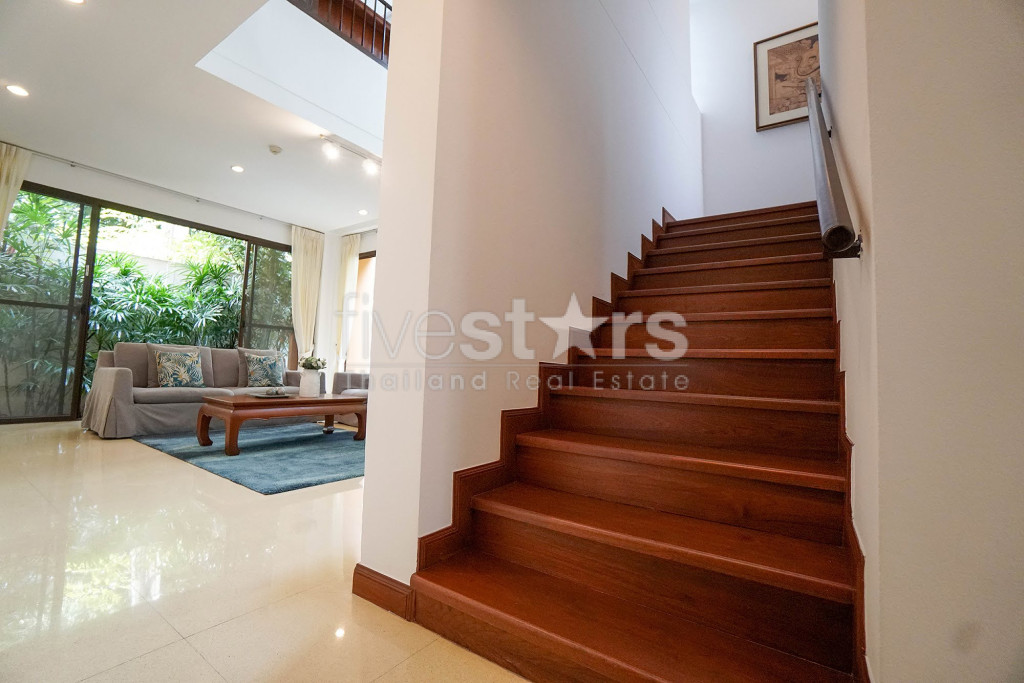 3 bedrooms Villa for rent in Phrompong area close to BTS, photo 4