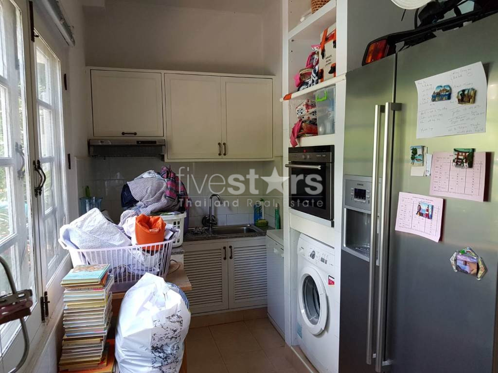 3-bedroom Townhouse in compound for rent on Phrom Phong, photo 7